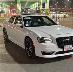 کرایسلەر 300